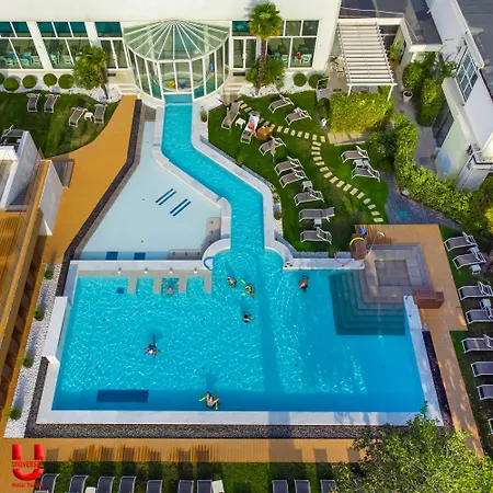 Universal Terme Ξενοδοχείο