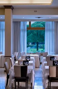 Universal Terme Ξενοδοχείο 4*